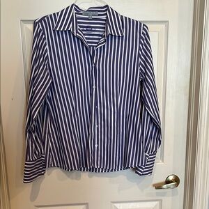 # Foxcroft Sz 8 Blue & White Striped Button Down Shirt
